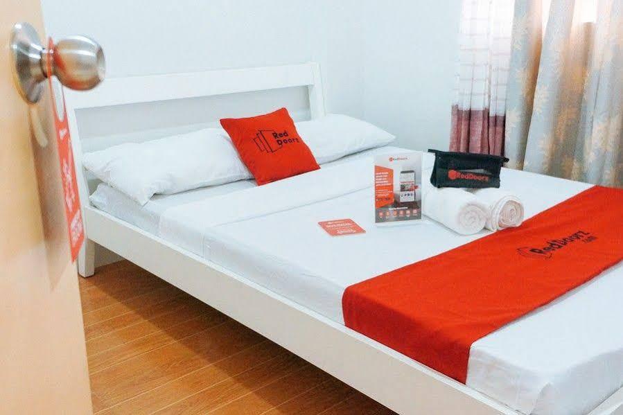 Reddoorz Plus Near Talisay Town Center Buitenkant foto